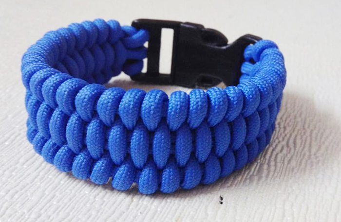 Trilobite paracord bracelet Blue